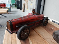 Vintage houten speelgoedauto - afbeelding 2 van  3