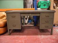 Vintage ijzeren bureau - afbeelding 3 van  7