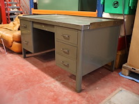 Vintage ijzeren bureau - afbeelding 4 van  7