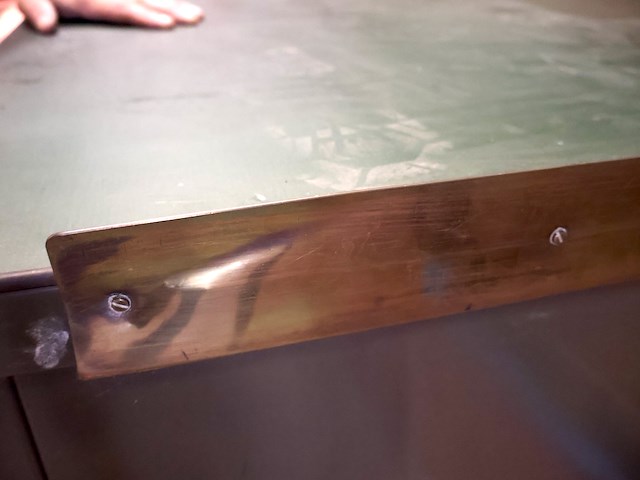 Vintage ijzeren bureau - afbeelding 6 van  7