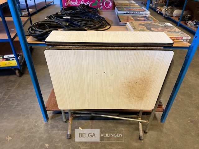 Vintage inklapbare tafel - afbeelding 1 van  1