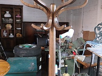 Vintage kapstok hoogte 185cm - afbeelding 1 van  2