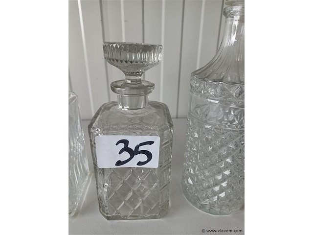 Vintage karaffen. 3 stuks - afbeelding 3 van  4