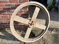 Vintage karrewiel - afbeelding 2 van  3