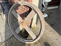 Vintage karrewiel - afbeelding 3 van  3