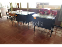 Vintage kasten met broekknopen - afbeelding 2 van  6