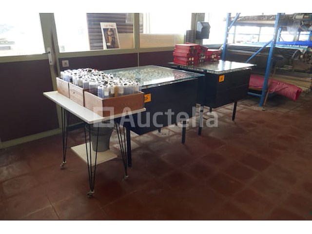 Vintage kasten met broekknopen - afbeelding 5 van  6