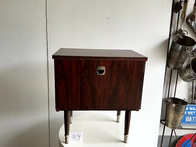 Vintage kastje - afbeelding 2 van  2