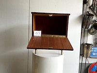 Vintage kastje - afbeelding 1 van  2