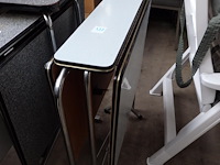 Vintage keukentafel + stoelen - afbeelding 1 van  1