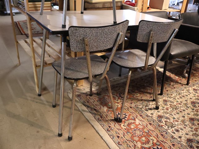 Vintage keukentafel - afbeelding 3 van  6