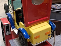 Vintage kiddy-ride op basis van een peugeot - afbeelding 2 van  2