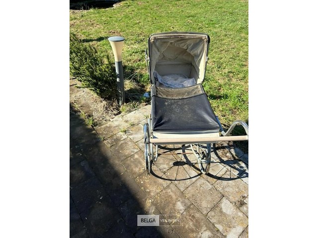 Vintage kinderkoets - afbeelding 4 van  4