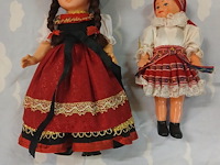 Vintage klederdracht poppen