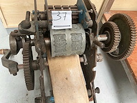 Vintage koekjesmachine - afbeelding 3 van  3