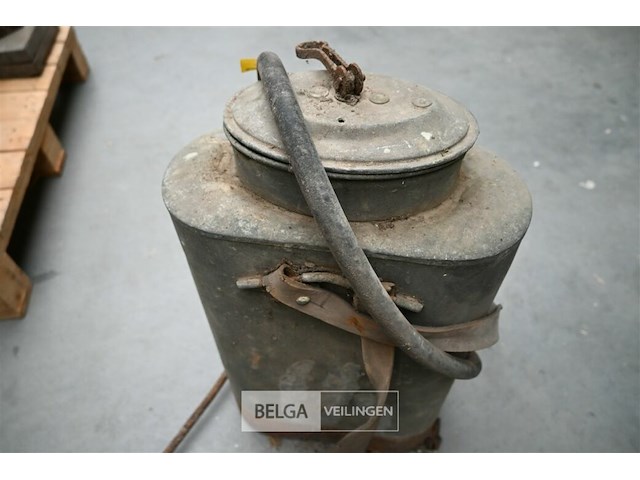 Vintage koperen sproeitoestel - afbeelding 2 van  3