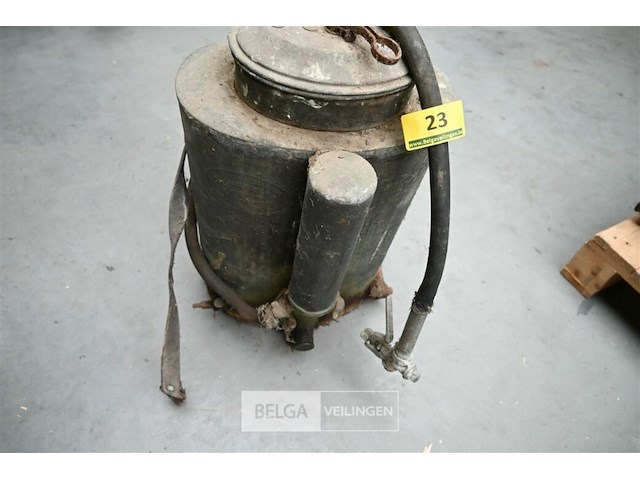 Vintage koperen sproeitoestel - afbeelding 3 van  3