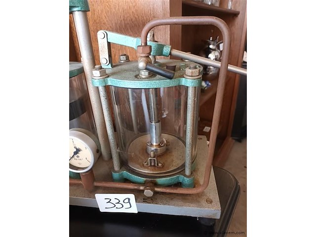 Vintage labo toestel - afbeelding 3 van  5