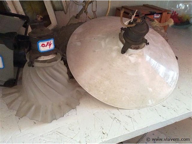 Vintage lampenkappen 2stuks - afbeelding 1 van  2