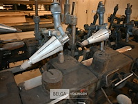 Vintage mechanisch weefgetouw - afbeelding 2 van  10