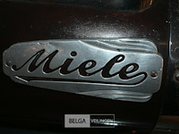 Vintage miele stofzuiger - afbeelding 5 van  5