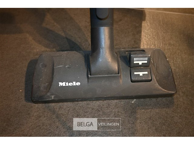 Vintage miele stofzuiger - afbeelding 3 van  6