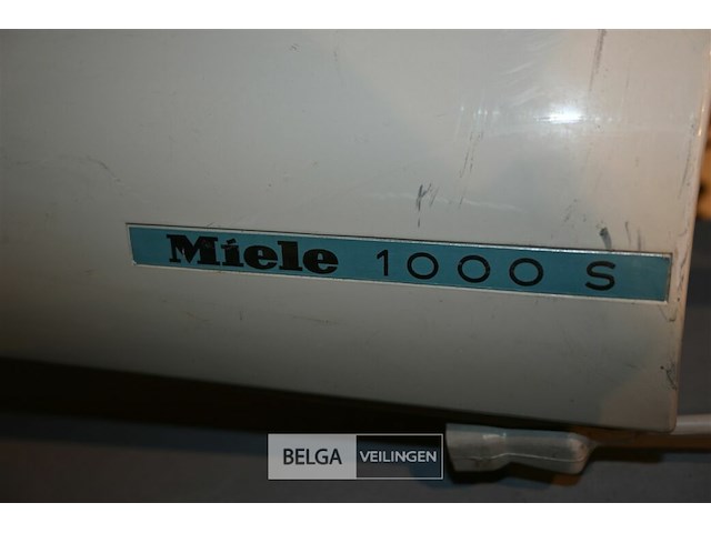 Vintage miele stofzuiger - afbeelding 4 van  6