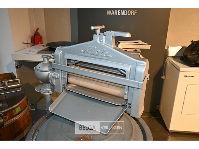 Vintage miele wasmachine - afbeelding 4 van  6
