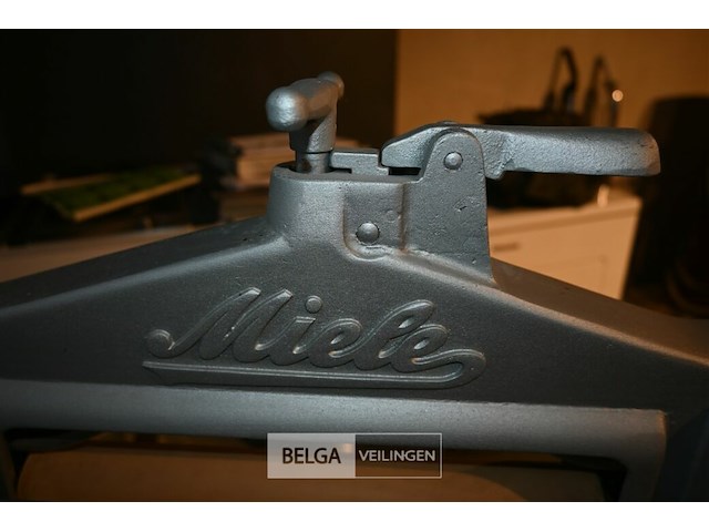 Vintage miele wasmachine - afbeelding 6 van  6