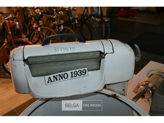 Vintage miele wasmachine - afbeelding 3 van  6