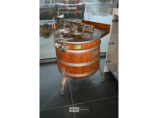 Vintage miele wasmachine - afbeelding 1 van  6