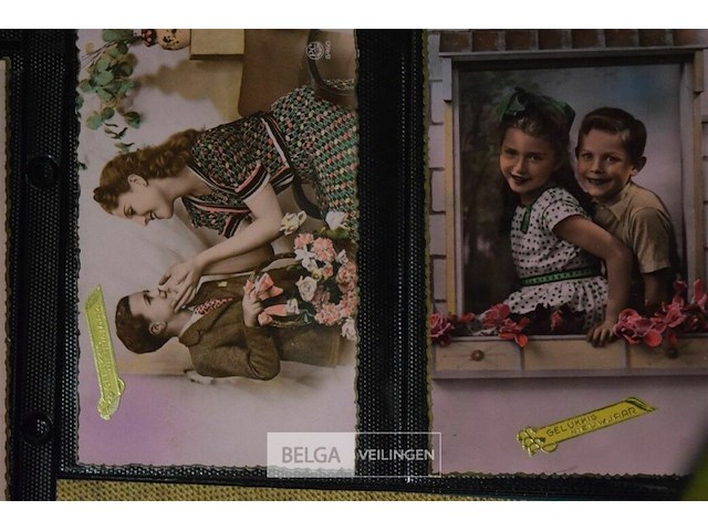 Vintage nieuwjaarskaarten ca 1950-1960 en sigarenbandjes - afbeelding 3 van  5