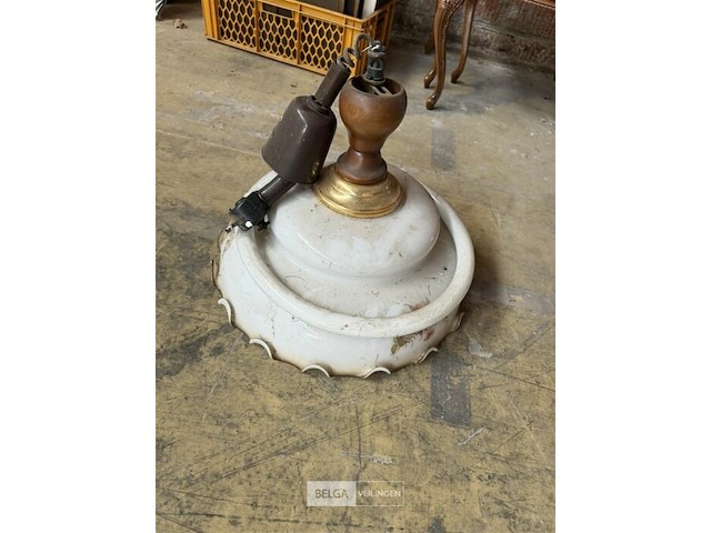 Vintage opaline glazen hanglamp - afbeelding 1 van  1