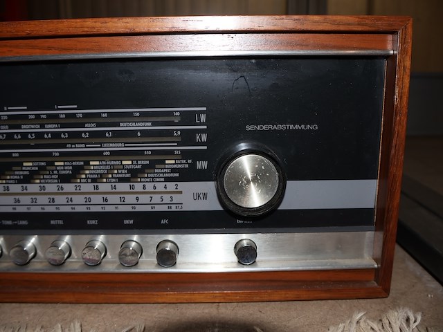 Vintage radio - afbeelding 3 van  6