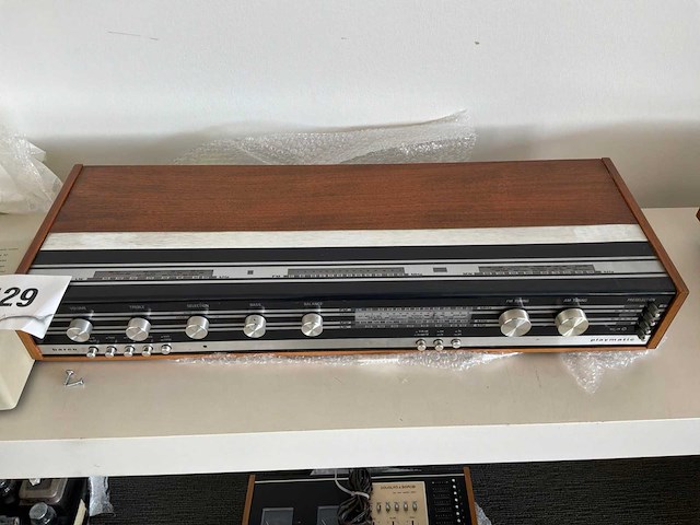 Vintage radio - afbeelding 1 van  2
