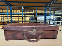 Vintage reiskoffer - afbeelding 1 van  2