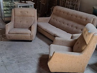 Vintage salon op stevige wielen.
