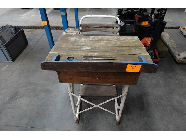 Vintage schoolbank - afbeelding 2 van  5