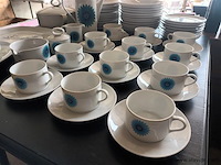 Vintage servies. 67-delig - afbeelding 4 van  7