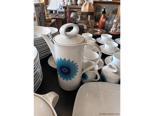 Vintage servies. 67-delig - afbeelding 7 van  7