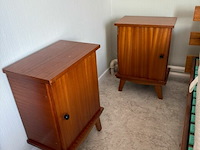 Vintage slaapkamer met buro - afbeelding 2 van  5
