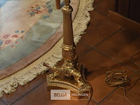 Vintage staande lamp met gedraaide schacht en stoffen kap - afbeelding 3 van  3