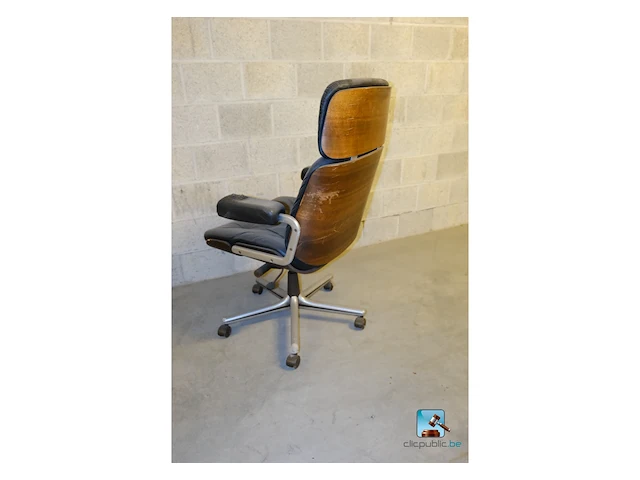 Vintage stoel - afbeelding 4 van  10
