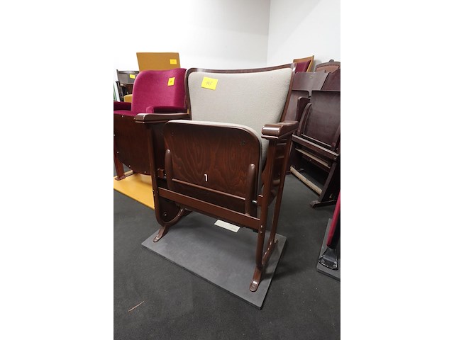 Vintage theaterstoel - afbeelding 2 van  7