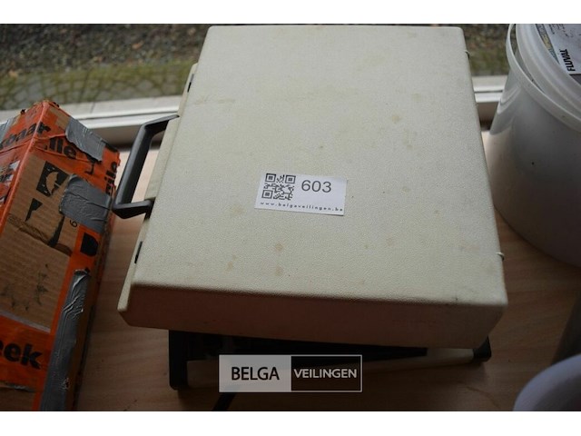 Vintage typmachine - afbeelding 5 van  5