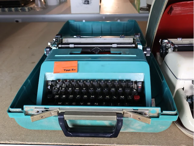 Vintage typmachine - afbeelding 2 van  9