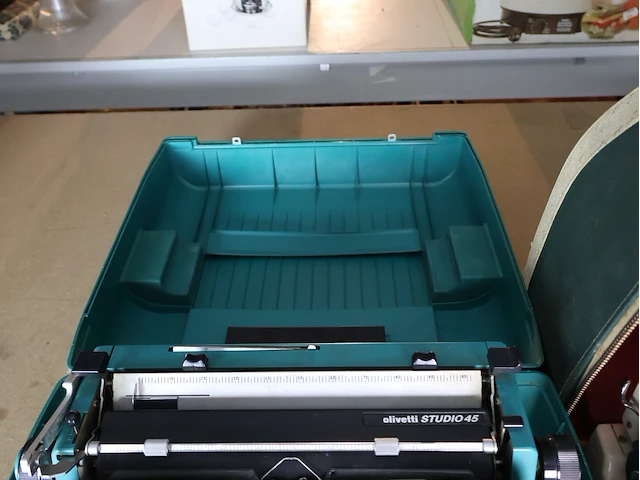 Vintage typmachine - afbeelding 3 van  9