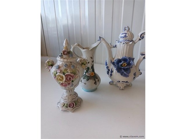 Vintage vaasjes. 8 stuks - afbeelding 2 van  5