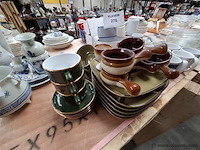 Vintage vaatwerk - afbeelding 1 van  2