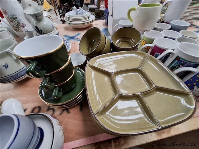 Vintage vaatwerk - afbeelding 2 van  2